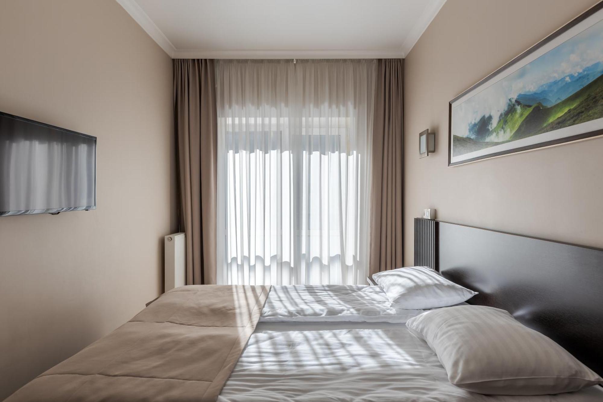 Marmaros & Aparthotel 3*
